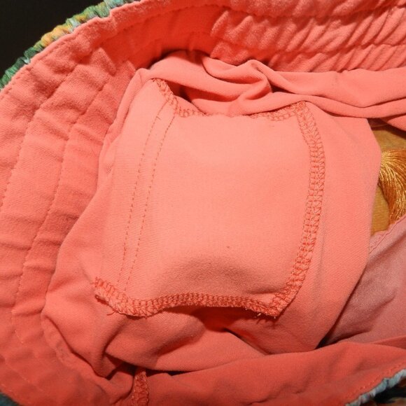 Fabletics Womens Peach And Multicolor Tropical Print Athletic Shorts Size Large - Picture 7 of 8